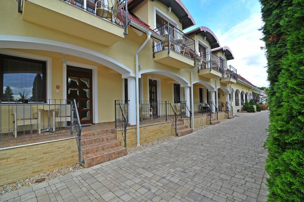 Bajor Panzio Buek-Buekfuerdo, Adults Friendly 12 Plus エクステリア 写真